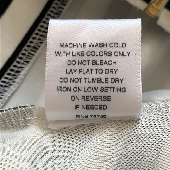 Arden B Black & White Striped Crop Top - Small - Picture 4 of 4